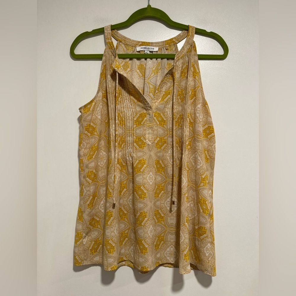 EUC Rose + Olive sleeveless Sz: S halter-Yellow Pintuck Paisley Floral blouse